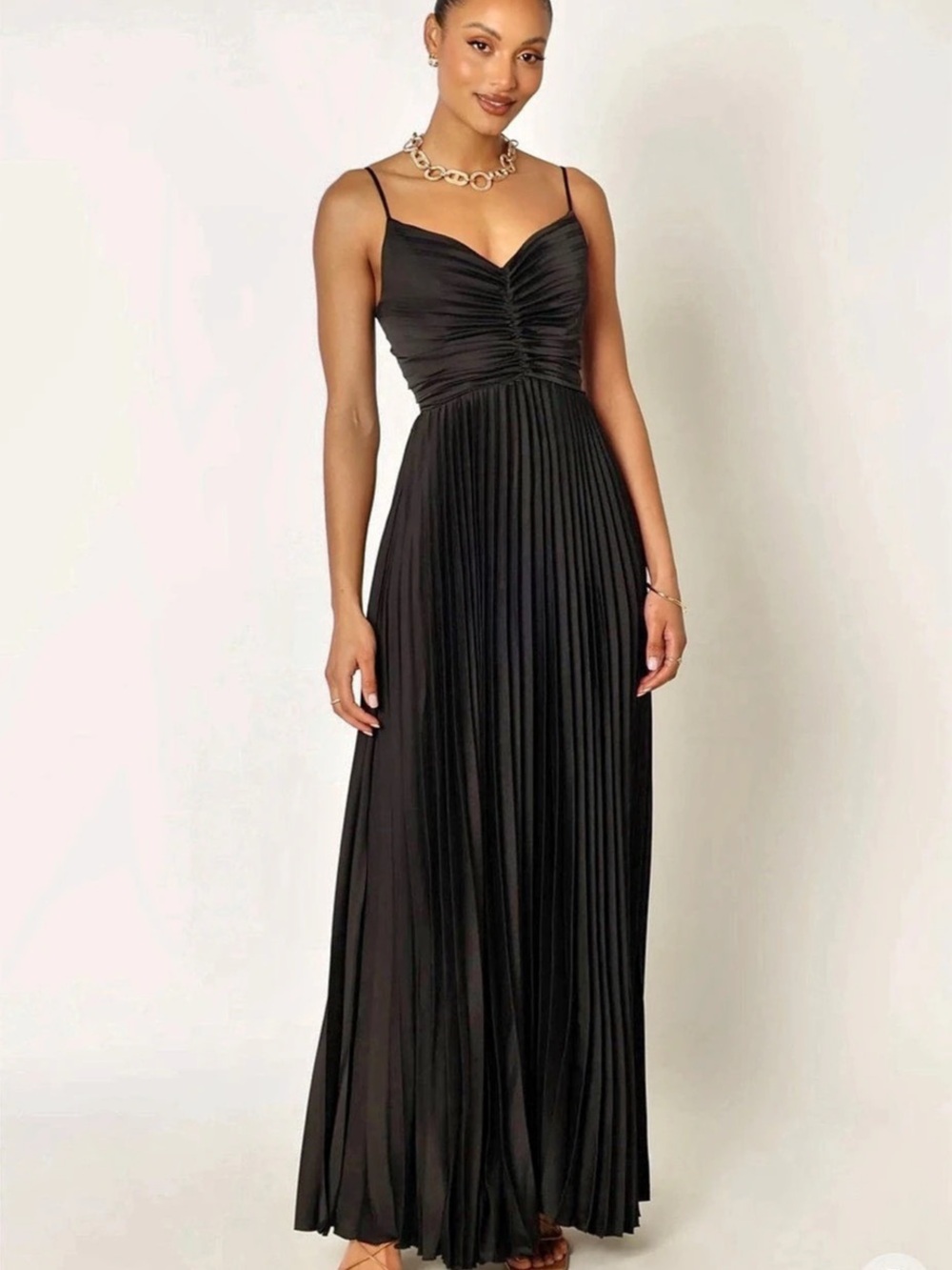 Petal & Pup Naira Pleated Maxi Dress Black